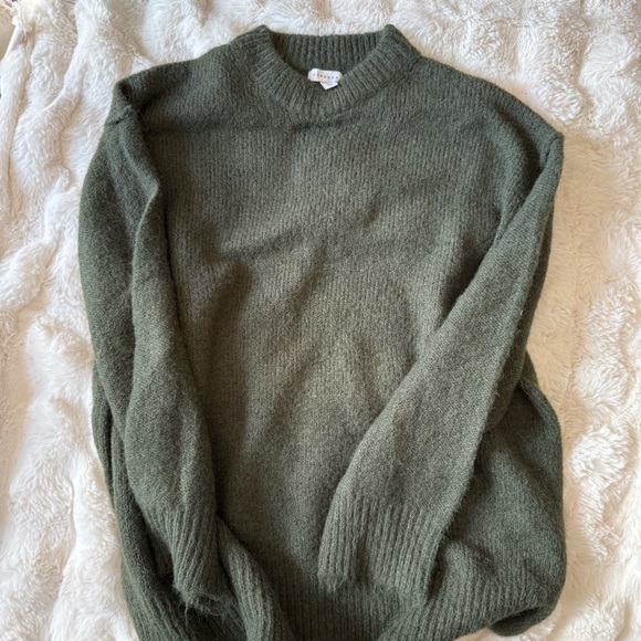Topshop Sweaters - Topshop Olive Green Ribbed Knit Sweater